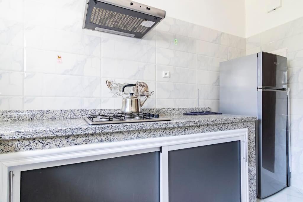 Appartement Chaleureux Et Calme, Parking, Jardin Agadir Esterno foto