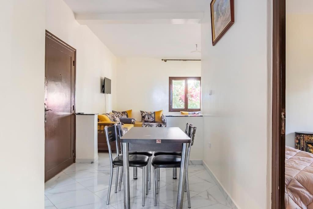 Appartement Chaleureux Et Calme, Parking, Jardin Agadir Esterno foto