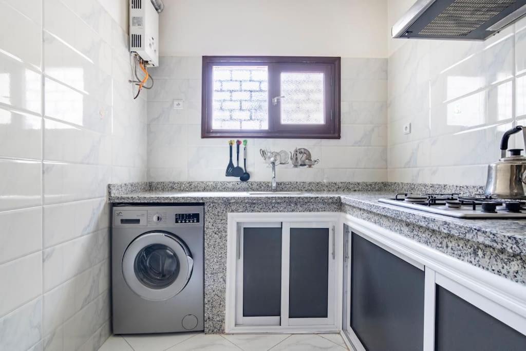 Appartement Chaleureux Et Calme, Parking, Jardin Agadir Esterno foto